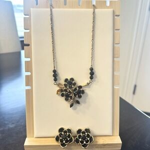 Vintage Gold-Tone Black Gemstone Rhinestone Necklace Clip On Earrings